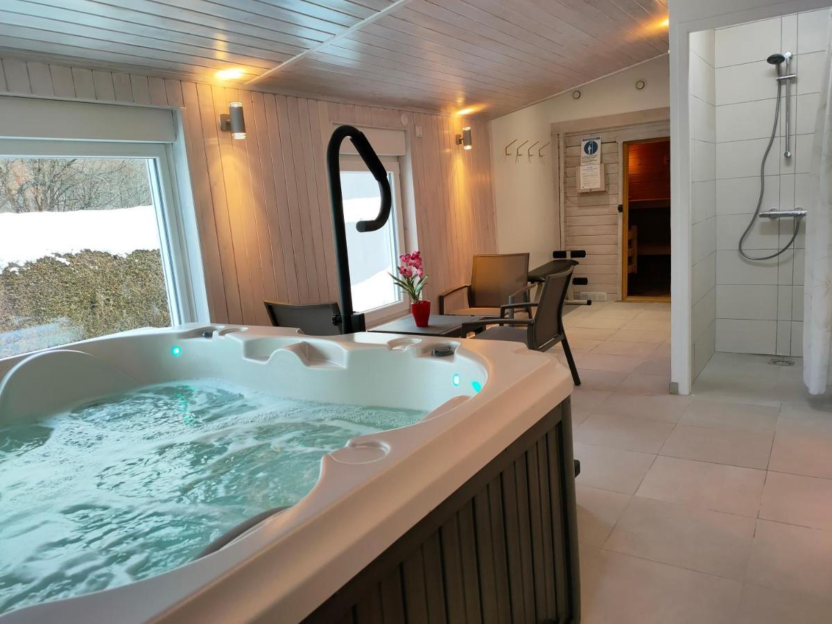 Gite 1805 Montagnes Du Jura Avec Spa Et Sauna Classe 3 Etoiles Foncine-le-Haut المظهر الخارجي الصورة